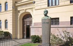 Biografi Alfred Bernhard Nobel